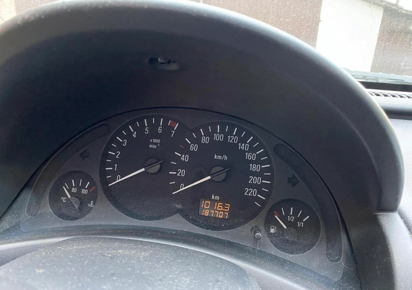 Opel Corsa cena 3500 przebieg: 188000, rok produkcji 2002 z Hajnówka małe 16